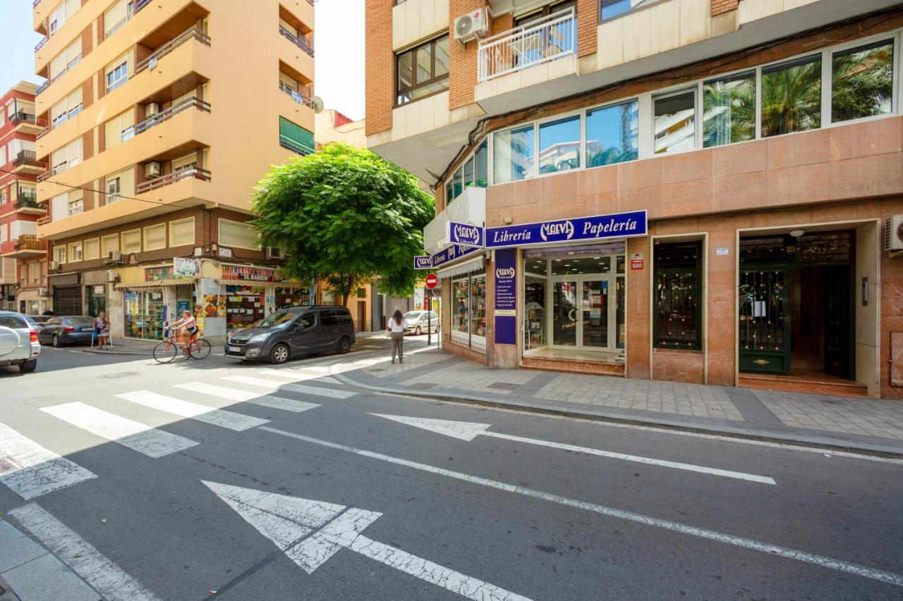 Mercado Central By United Renters Alicante Bagian luar foto